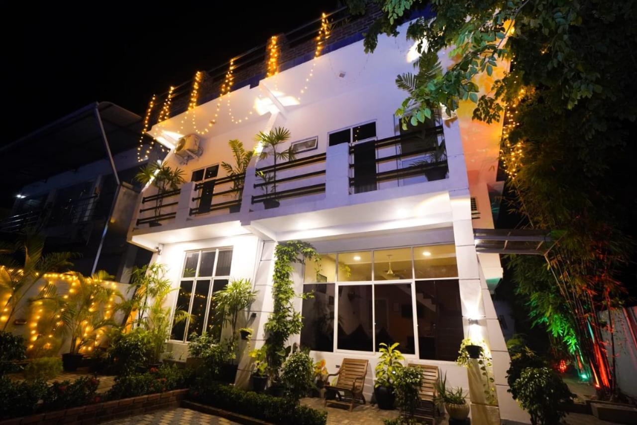 Airport 4 Season Transit Hotel Katunayaka Exterior foto